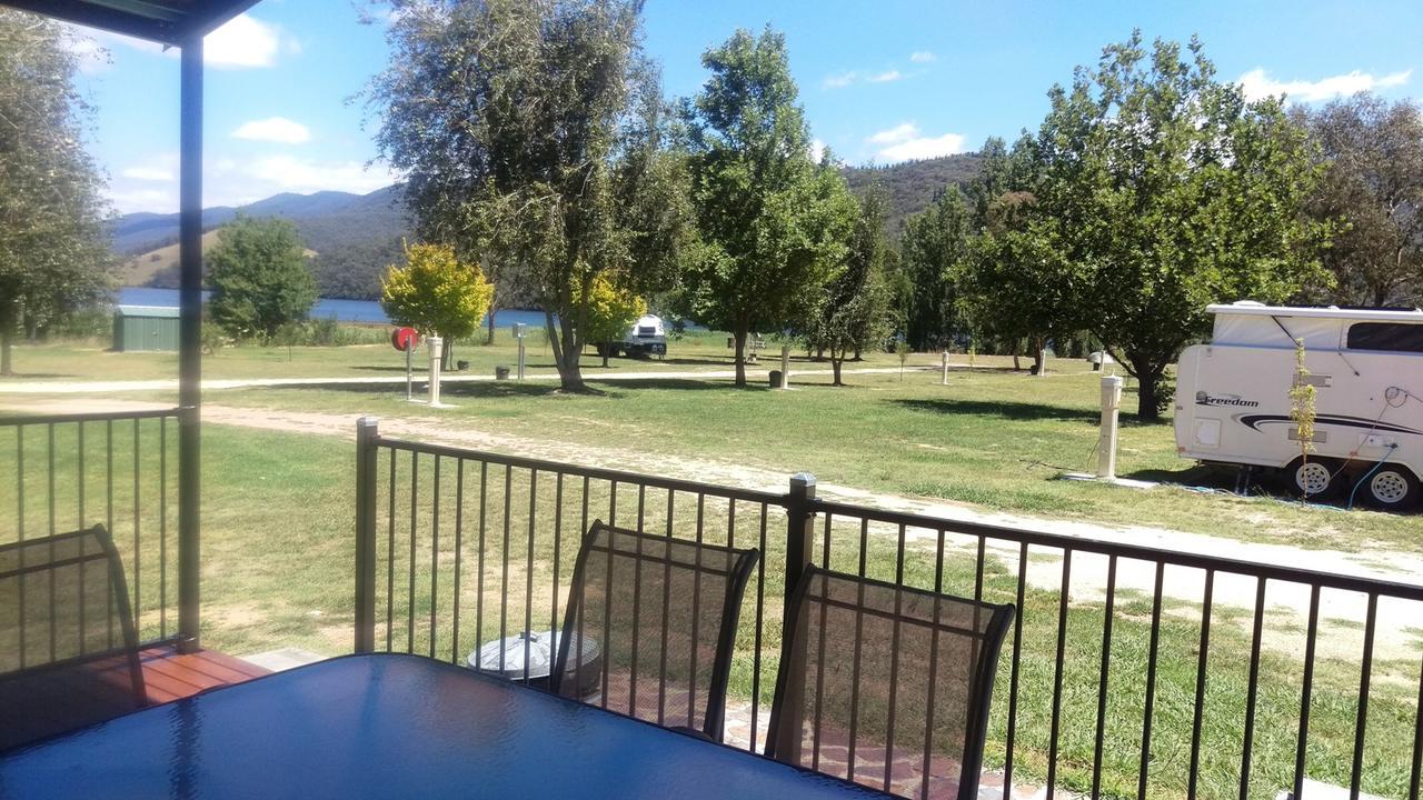 Khancoban Lakeside Caravan Park Exterior photo